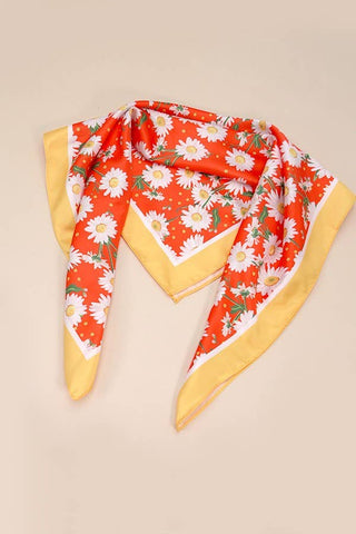 DAISY FLOWER PRINT SILKY FEELING BANDANA SCARF - The Funky Zebras Clear Lake