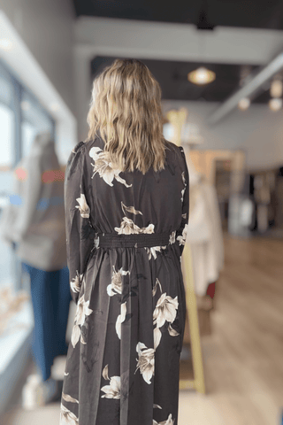 Merrie Black Drop Shoulder Printed Midi Dress - Just Dani Boutique + Color Studio