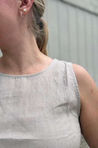 Sophia Linen Sleeveless Top - Just Dani Boutique + Color Studio