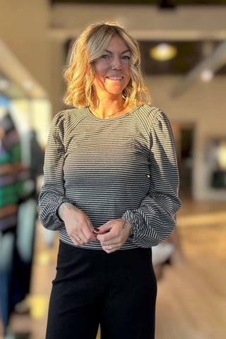 Vicky Charcoal Bubble Long Sleeve Top - Just Dani Boutique + Color Studio